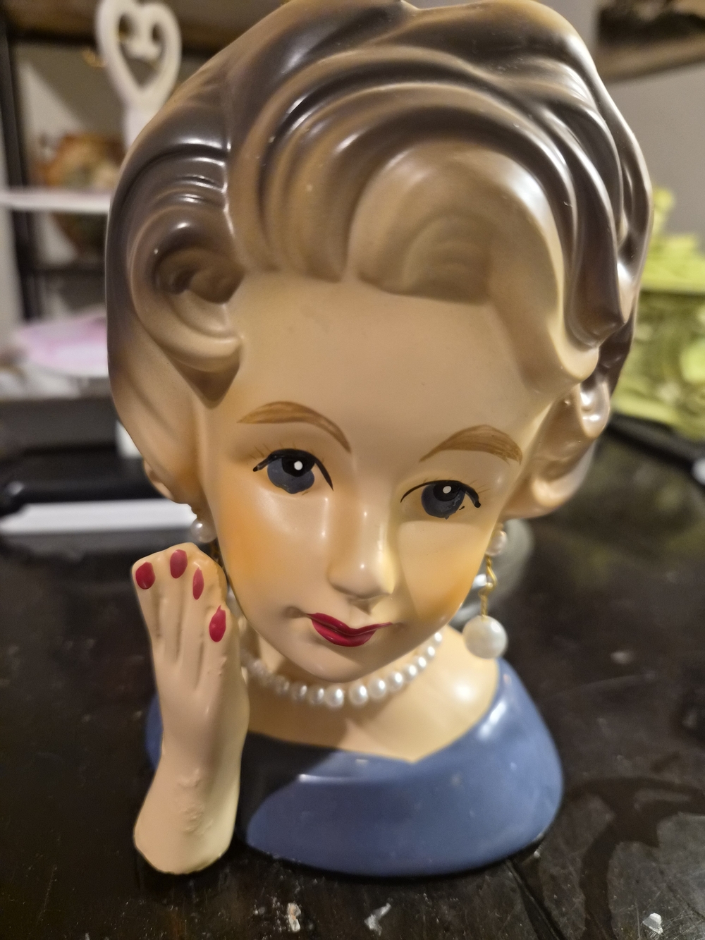 VTG STYLE REPRO LG 6" LADY HEADVASE HAND BRWN BOUFFANT  HEAD VASE